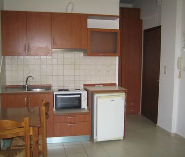 Studio/Γκαρσονιέρα για ενοικίαση - Νικηφόρος Φωκάς, - Φωτογραφία 2