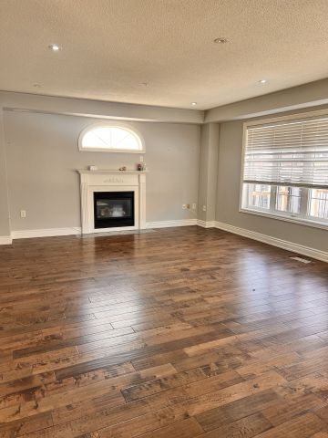 For Lease - 2 Southbend Drive, Brampton, Ontario - Photo 2