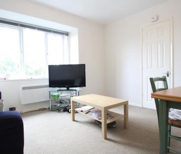 Studio to rent - Photo 2