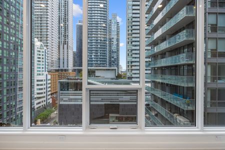 For Lease - 15 Mercer Street Unit# 1002, Toronto, Ontario - Photo 3