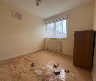 Room in a Shared Flat, Bow Central Line, E3 - Photo 5