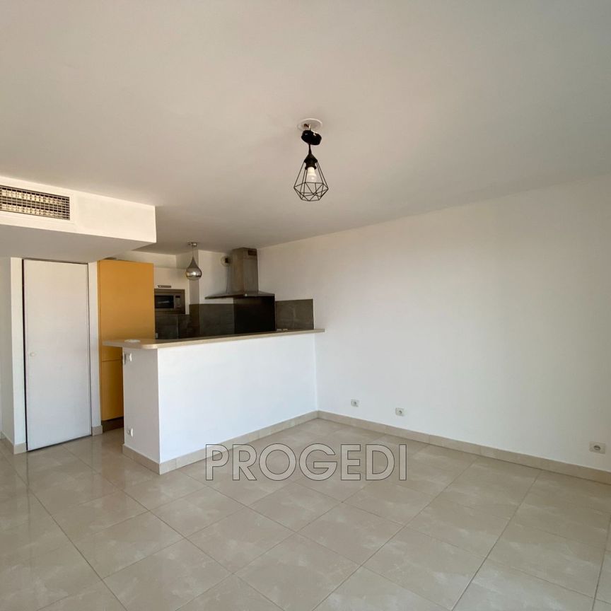 Location Appartement 2 pièces 36m² BEAUSOLEIL 06240 - Photo 1