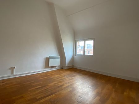 Location Appartement 4 pièces 81m² LE PETIT QUEVILLY 76140 - Photo 4