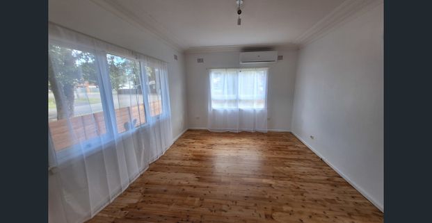 Light-Filled 3 Bedroom Family Home with Secure Yard - Photo 1