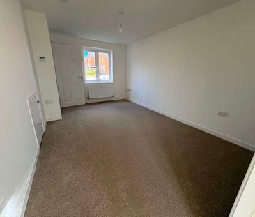 Crown Gardens, Mansfield, NG19 - Photo 1