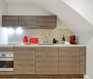 Studio to rent - Photo 2