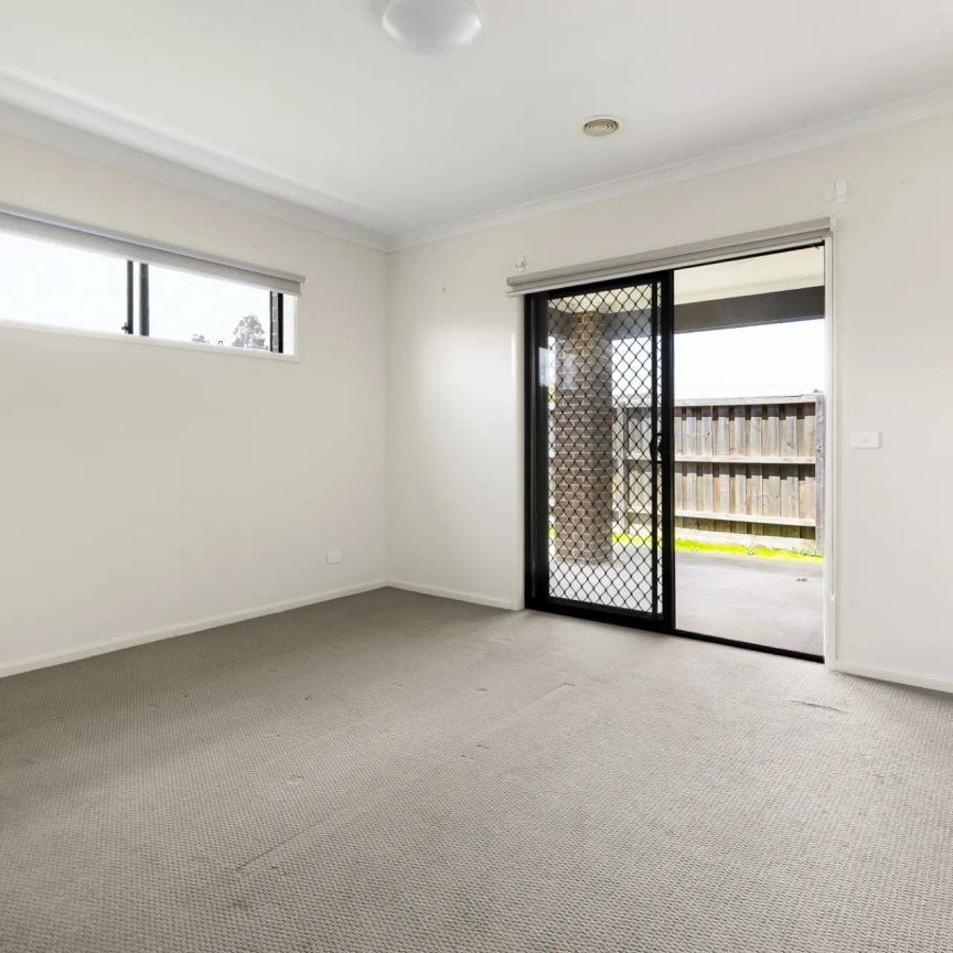 Spacious Family Home in a Convenient Location - Photo 1