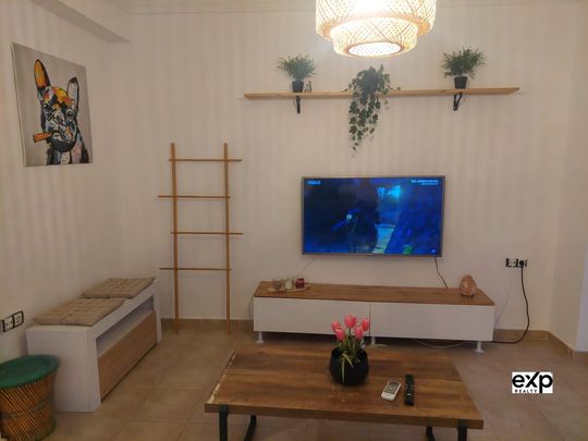 ALQUILER - AMPLIO PISO DE TRES HABITACIONES - Photo 1