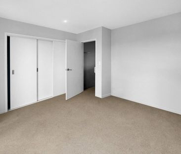 MANGERE BRIDGE, 3 BEDROOMS - Photo 4