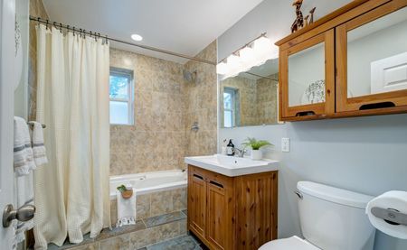 For Lease - 47 Montvale Drive Unit# Main, Toronto, Ontario - Photo 3