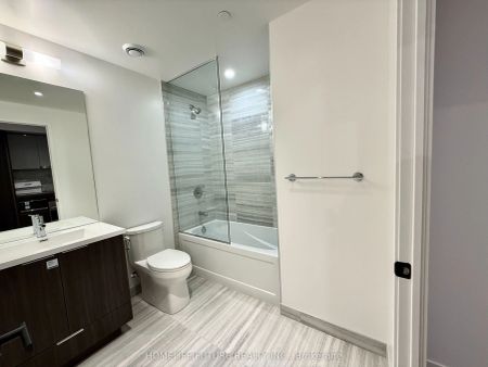 8 Interchange Way #5708 - Photo 3