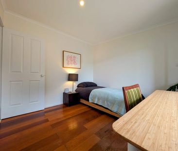 Sunlight & Serenity - Photo 6