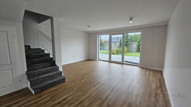 Mierzyn bliźniaki z widokiem na Staw - Photo 1