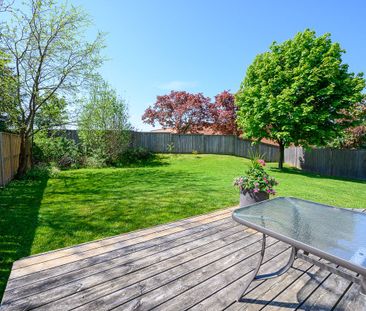 For Lease - 2030 Glenada Crescent, Oakville, Ontario - Photo 1