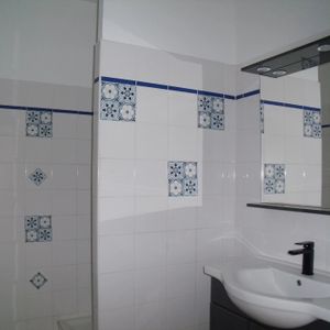 Location Appartement 3 pièces 59m² VALENCE 26000 - Photo 3