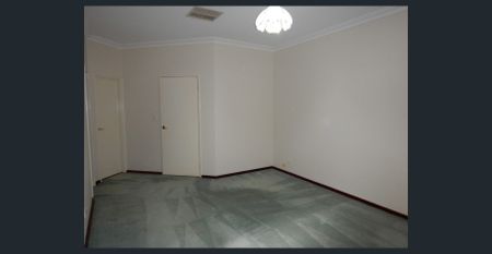 Spacious Living in Mount Pleasant - Photo 3