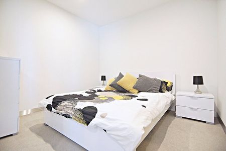 704/33 Clarke Street - Photo 4
