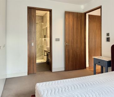 Wood Street, London - Photo 6