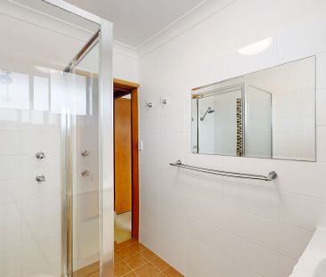 2/77 Cleary Street, Hamilton NSW 2303 - Photo 6