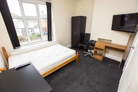 6 bedroom apartment to rent - Photo 5