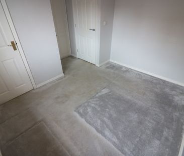 36 Loxley Way - Photo 3