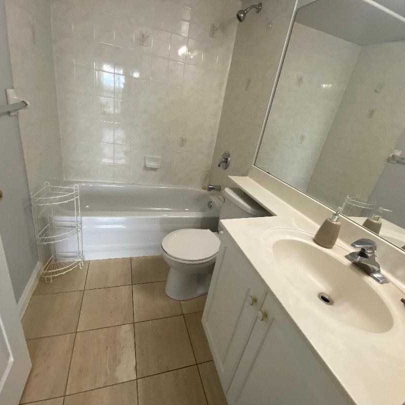 For Lease - 23 Lorraine Drive Unit# 1505, Toronto, Ontario - Photo 1