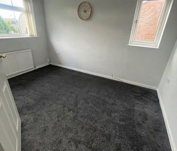 3 Bed Detached House, Middleton Road, LS10 - Photo 6