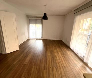 Location Appartement 2 pièces 49m² - Photo 3