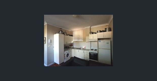 PARTLY FURNISHED ONE BEDROOM APARTMENT - Photo 1