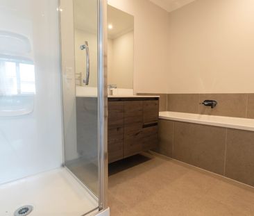 Fantastic in West Hills! - Photo 6