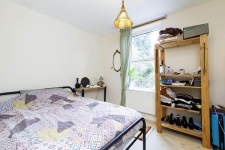 4 bedroom terraced house to rent - Photo 5