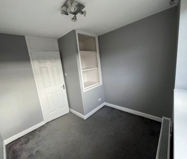 Portnoi Close, Romford, RM1 4AP, Property for rent - Photo 3