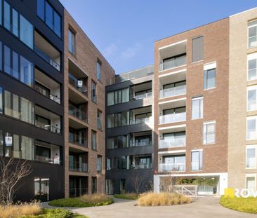 Prachtig afgewerkt en lichtrijk appartement op 2e verdieping met pr... - Photo 3