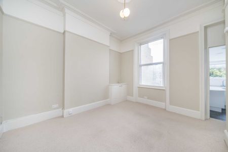Priory Park Road, Queens Park, NW6, London - Photo 3
