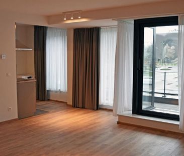 Appartement te huur in Brussel voor € 1.300 met 2 slaapkamers - Photo 4