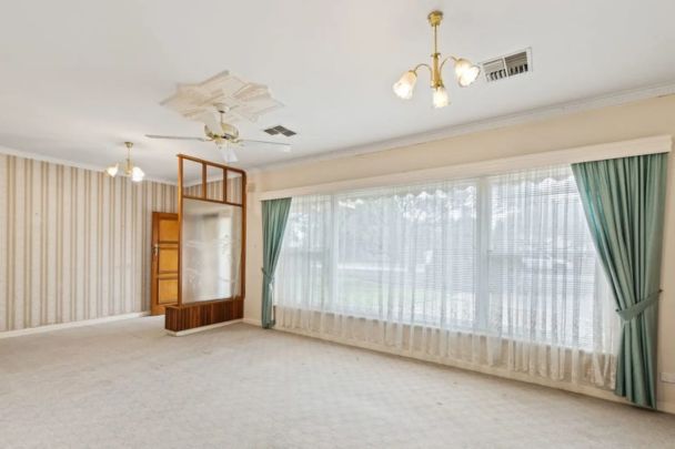 Spacious Family Home in a Quiet, Convenient Location - Photo 1