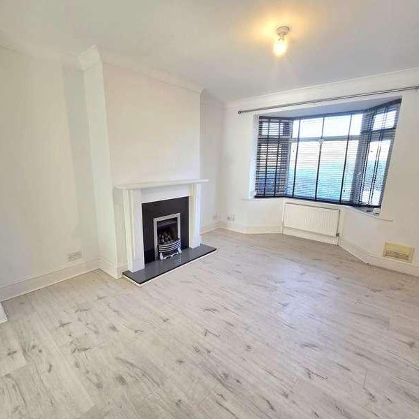 Doncaster Avenue, Sandiacre, NG10 - Photo 1