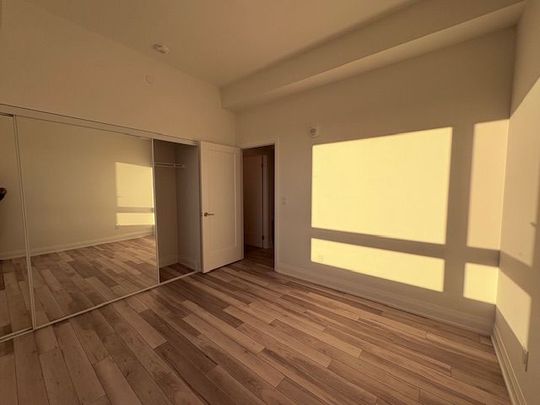 For Lease - 3250 Carding Mill Trail Unit# 512, Oakville, Ontario - Photo 1