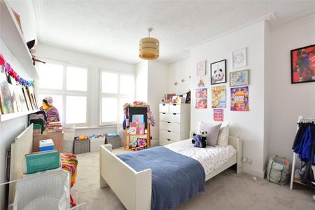 4 bedroom terraced house to rent - Photo 4