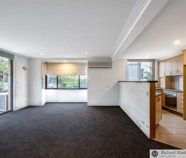 Abbotsford - Photo 6