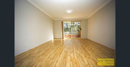 Large Unit With Lock Up Garage - Photo 2