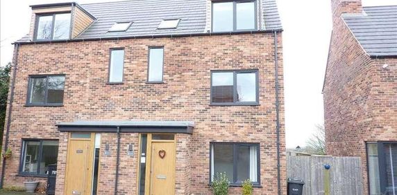 Varlows Yard, Off Chapel Street, Caistor, Market Rasen, LN7 - Photo 2