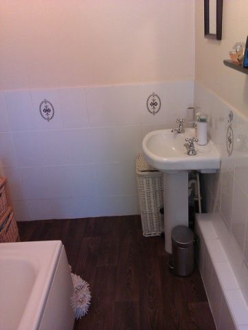 1 Bed Flat, Edgeley, SK3 - Photo 3