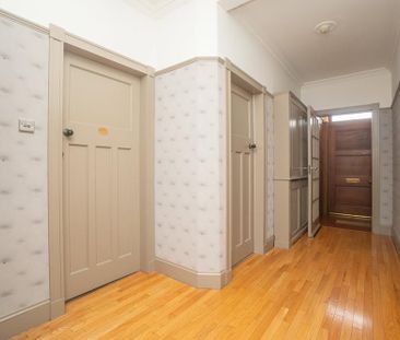 5 bedroom detached house to rent - Photo 3