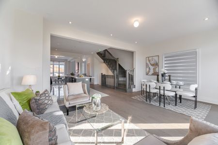 For Lease - 20 Foxsparrow Road, Brampton, Ontario - Photo 4