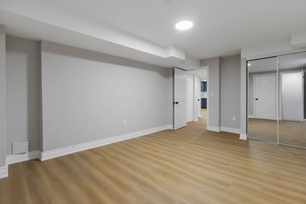 For Lease - 14 Fallingbrook Street, Whitby, Ontario - Photo 1