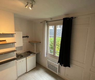 Location Appartement 2 pièces 16m² - Photo 4