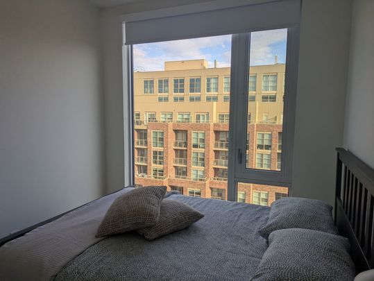 For Lease - 1808 St Clair Avenue Unit# 1005, Toronto, Ontario - Photo 1