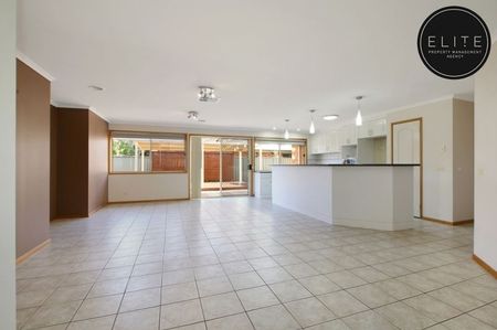 5 Jarrah Court, East Albury - Photo 2