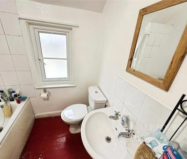 4 bedroom house to rent - Photo 2